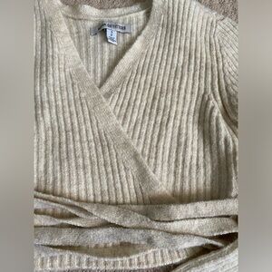 URBAN OUTFITTERS Soft Wrap Sweater Size S